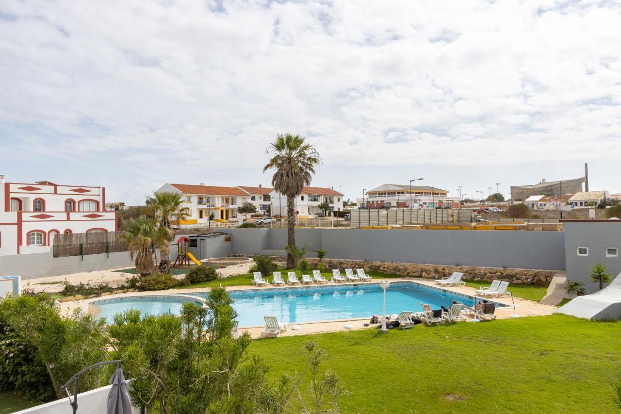 3 Minutes To The Beach, 2 Bedroom Amazing With Balcony, Bbq Grill And Pool Appartamento *